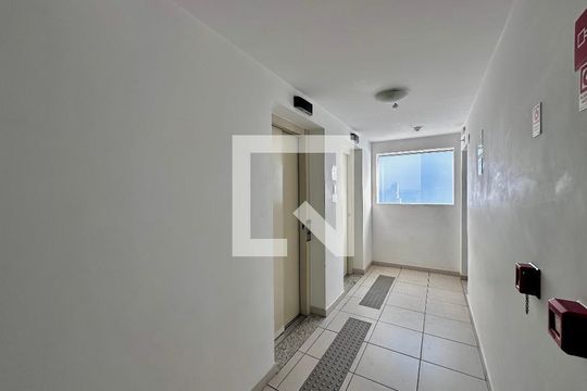 Corredor do Apartamento de kitnet/studio para alugar com 1 quarto, 38m² em Santo Amaro, São Paulo