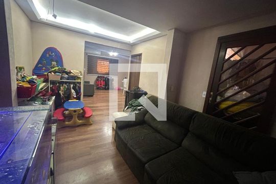 Sala de casa de condomínio à venda com 5 quartos, 242m² em Engenho Novo, Rio de Janeiro