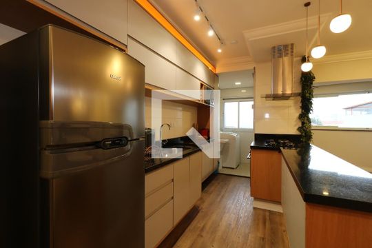 Cozinha de apartamento à venda com 2 quartos, 70m² em Campestre, Santo André