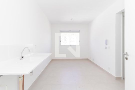 Apartamento para alugar com 2 quartos, 32m² em Colônia (zona Leste), São Paulo