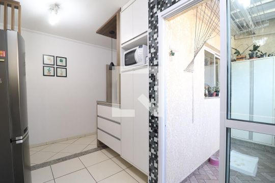 Cozinha de apartamento à venda com 2 quartos, 60m² em Vila Leopoldina, Santo André