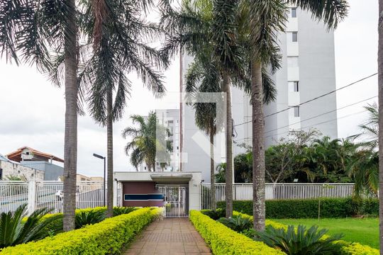 Fachada de apartamento à venda com 2 quartos, 52m² em Alto do Pari, São Paulo