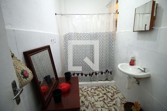 Banheiro de apartamento à venda com 1 quarto, 45m² em Penha Circular, Rio de Janeiro