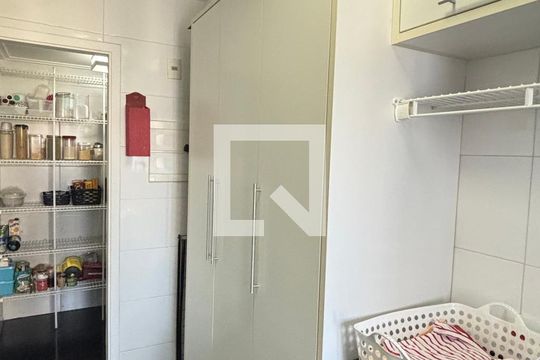 Área de Serviço de apartamento à venda com 3 quartos, 125m² em Campestre, Santo André