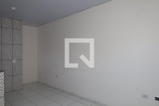 Sala de casa de condomínio para alugar com 1 quarto, 40m² em Itaquera, São Paulo