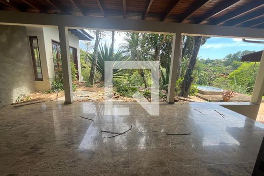 Quintal de casa de condomínio para alugar com 4 quartos, 600m² em Dois Córregos , Valinhos