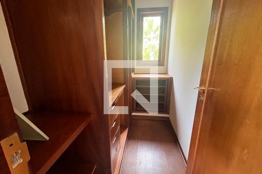 Quarto 2 de casa de condomínio para alugar com 4 quartos, 600m² em Dois Córregos , Valinhos