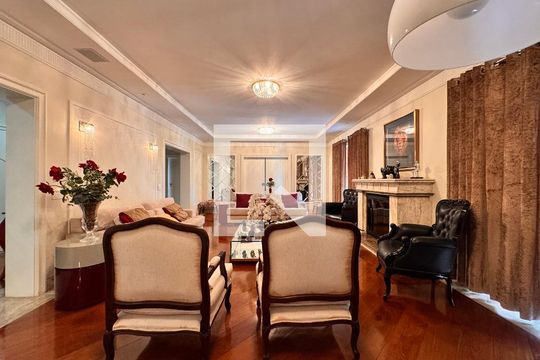 Sala de apartamento para alugar com 6 quartos, 492m² em Vila Bastos, Santo André