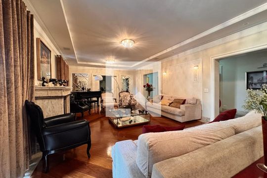 Sala de apartamento para alugar com 6 quartos, 492m² em Vila Bastos, Santo André