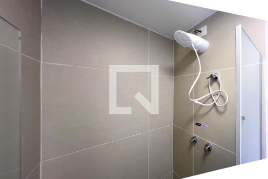 Banheiro da Suíte de apartamento para alugar com 1 quarto, 29m² em Vila São José, São Paulo