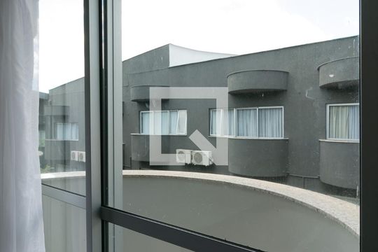 Sacada de apartamento para alugar com 1 quarto, 24m² em Pampulha, Belo Horizonte