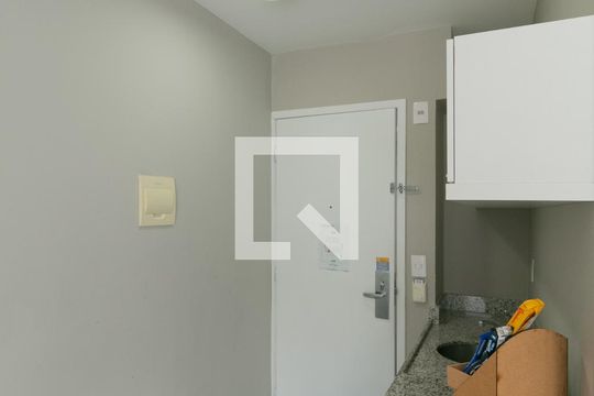 Cozinha de apartamento para alugar com 1 quarto, 24m² em Pampulha, Belo Horizonte