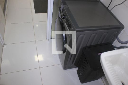 Lavanderia de apartamento à venda com 3 quartos, 64m² em Ponte Grande, Guarulhos