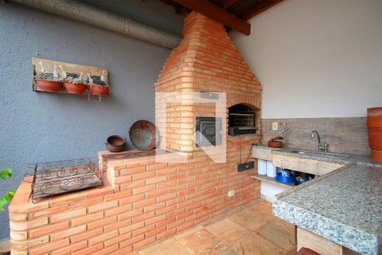 Varanda Gourmet de casa à venda com 5 quartos, 400m² em Santa Lúcia, Belo Horizonte