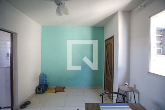 Sala de apartamento à venda com 2 quartos, 52m² em Camargos, Belo Horizonte