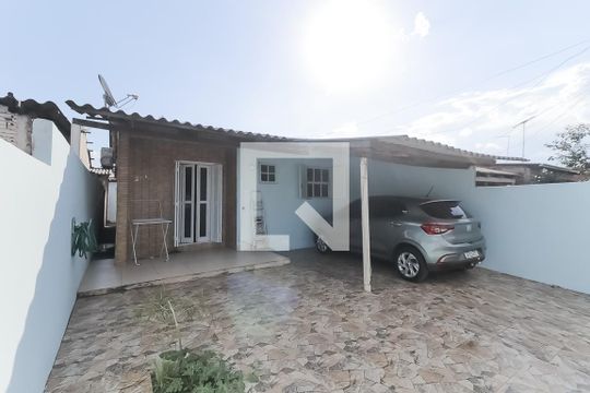 Garagem de casa para alugar com 2 quartos, 70m² em Santos Dumont, São Leopoldo
