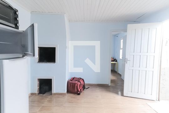 Cozinha de casa para alugar com 2 quartos, 70m² em Santos Dumont, São Leopoldo