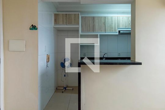 Cozinha de apartamento à venda com 2 quartos, 46m² em Partenon, Porto Alegre