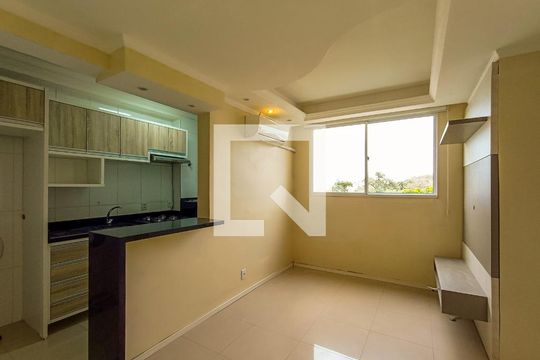 Apartamento à venda com 2 quartos, 46m² em Partenon, Porto Alegre