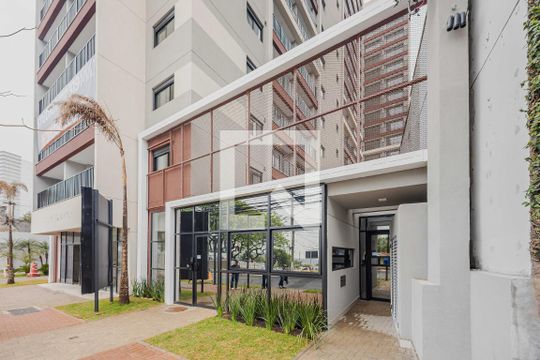 Fachada de kitnet/studio para alugar com 1 quarto, 25m² em Pinheiros, São Paulo