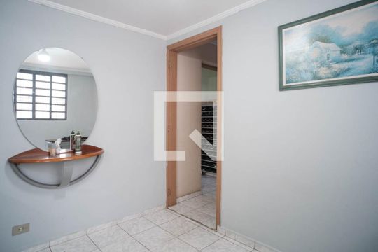 Quarto 4 de casa à venda com 4 quartos, 600m² em Vila Domitila, São Paulo