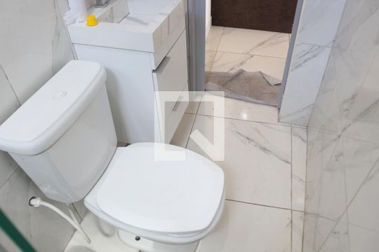 Banheiro de casa para alugar com 1 quarto, 100m² em Bonsucesso, Belo Horizonte