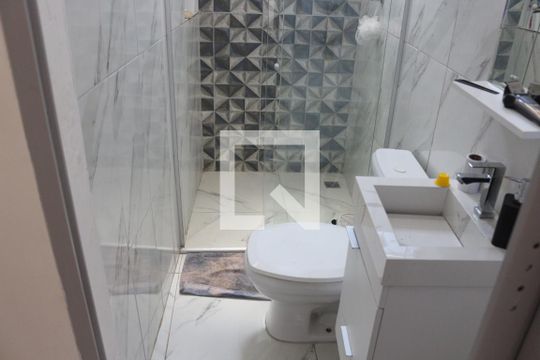 Banheiro de casa para alugar com 1 quarto, 100m² em Bonsucesso, Belo Horizonte