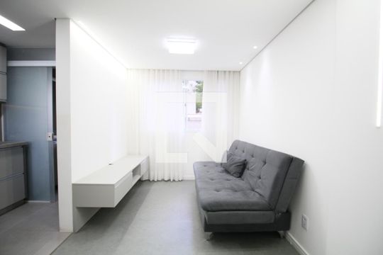Apartamento para alugar com 2 quartos, 47m² em Vila Suzana, São Paulo