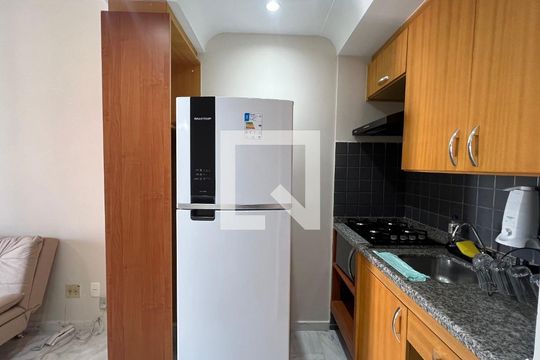 Cozinha de apartamento à venda com 1 quarto, 36m² em Paraíso, São Paulo