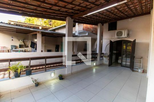Varanda do Quarto 2 de casa para alugar com 3 quartos, 120m² em Santa Rosa, Niterói
