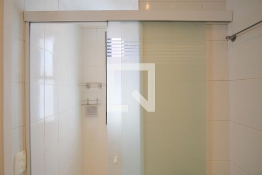 Banheiro da Suíte de apartamento para alugar com 2 quartos, 100m² em Tatuapé, São Paulo