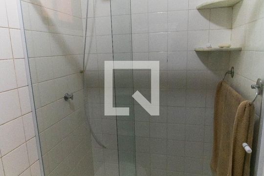 Banheiro da Suíte 2 de casa de condomínio à venda com 4 quartos, 310m² em Vila Progresso, Niterói