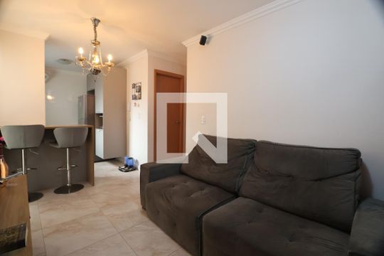 Sala de apartamento à venda com 2 quartos, 42m² em Estância Velha, Canoas
