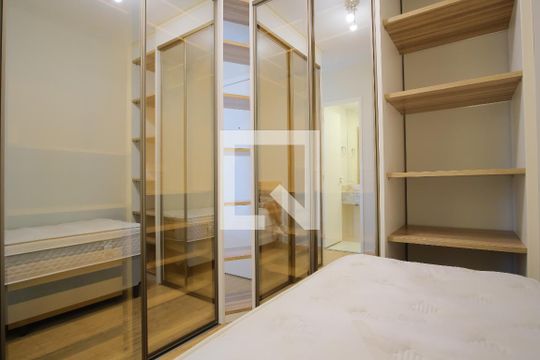 Quarto de kitnet/studio à venda com 1 quarto, 28m² em Tatuapé, São Paulo