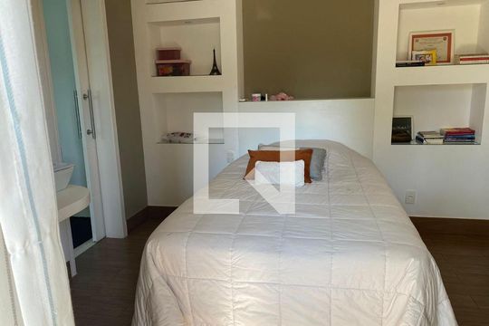 Casa de Condomínio para alugar com 4 quartos, 560m² em Parque Imperador, Campinas