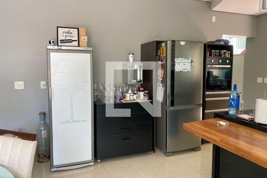 Casa de Condomínio para alugar com 4 quartos, 560m² em Parque Imperador, Campinas