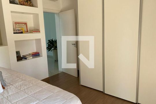 Casa de Condomínio para alugar com 4 quartos, 560m² em Parque Imperador, Campinas