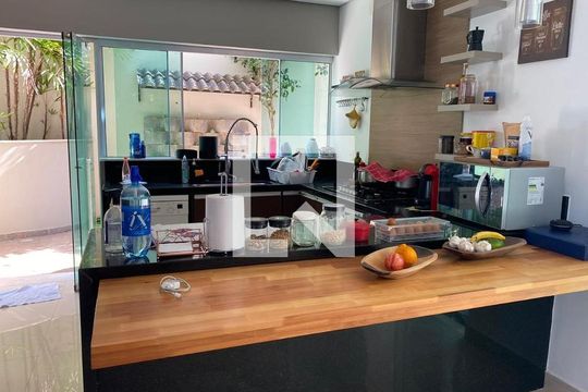 Casa de Condomínio para alugar com 4 quartos, 560m² em Parque Imperador, Campinas