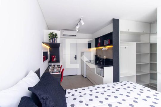 Kitnet/Studio à venda com 1 quarto, 22m² em Água Verde, Curitiba
