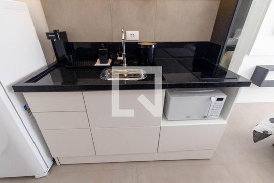 Studio de kitnet/studio à venda com 1 quarto, 22m² em Água Verde, Curitiba