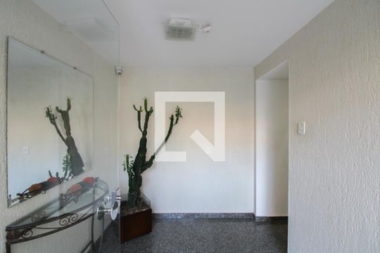 Hall de entrada de apartamento à venda com 3 quartos, 93m² em Santa Rosa, Belo Horizonte