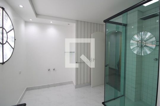 Banheiro da Suíte de casa à venda com 3 quartos, 480m² em Vila Arriete, São Paulo