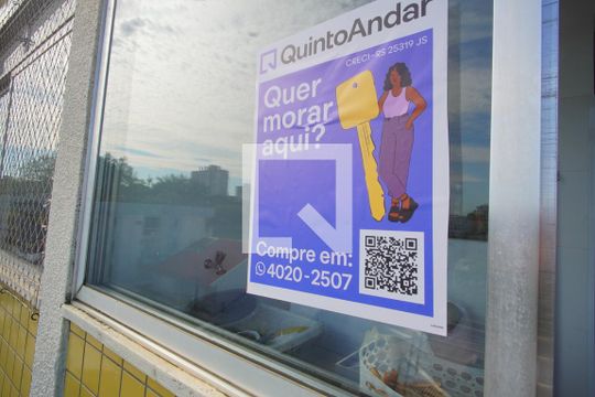 Adesivo na Janela de apartamento à venda com 1 quarto, 43m² em Vila Ipiranga, Porto Alegre