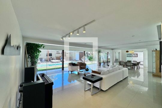 Sala de casa de condomínio à venda com 6 quartos, 430m² em Barra da Tijuca, Rio de Janeiro