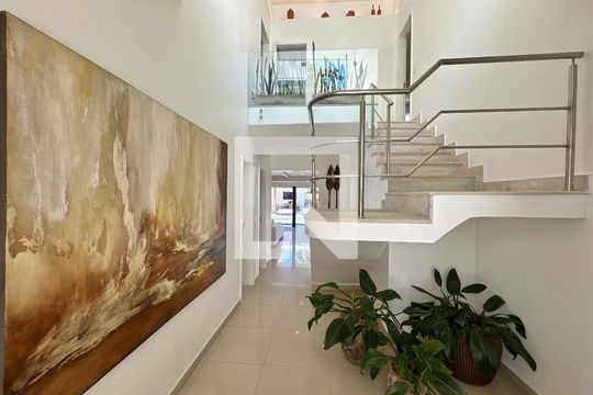 Sala de casa de condomínio à venda com 6 quartos, 430m² em Barra da Tijuca, Rio de Janeiro