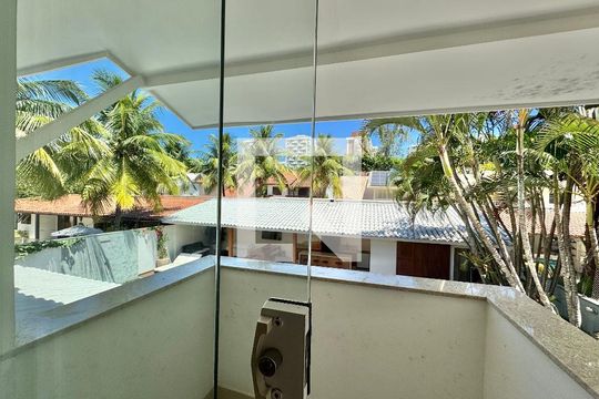 Suíte 1 - Varanda de casa de condomínio à venda com 6 quartos, 430m² em Barra da Tijuca, Rio de Janeiro