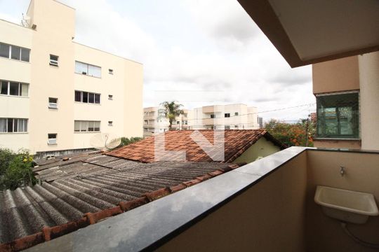 Varanda da Área de Serviço de apartamento para alugar com 2 quartos, 47m² em Santa Mônica, Uberlândia