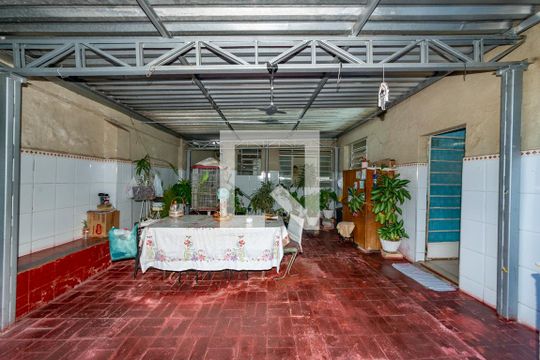Varanda de casa à venda com 3 quartos, 161m² em Salgado Filho, Belo Horizonte