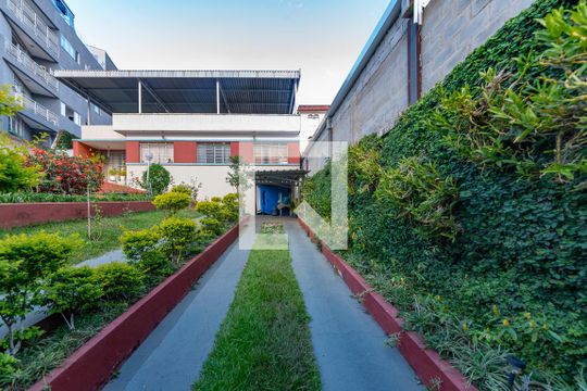 Garagem de casa à venda com 3 quartos, 161m² em Salgado Filho, Belo Horizonte