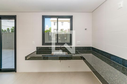 Cozinha de apartamento à venda com 2 quartos, 167m² em Gutierrez, Belo Horizonte